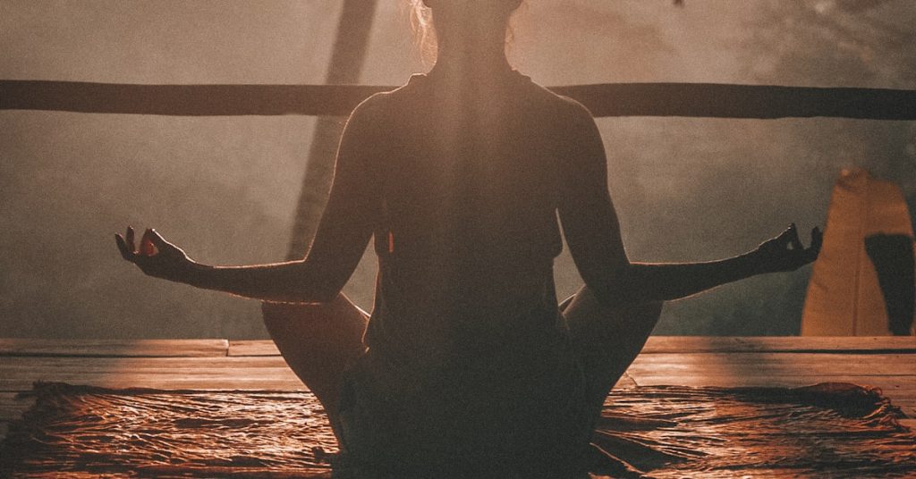 Cuidado em saúde mental: 5 Estratégias de Autocuidado para Equilíbrio e Saúde Mental - Clippsin
