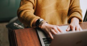 Cuidado em saúde mental: Sinais de Burnout: Como identificar o esgotamento no trabalho - Clippsin